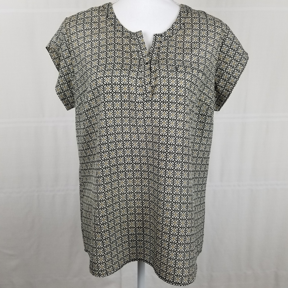 Metaphor short sleeve v neck lightweight tunic L